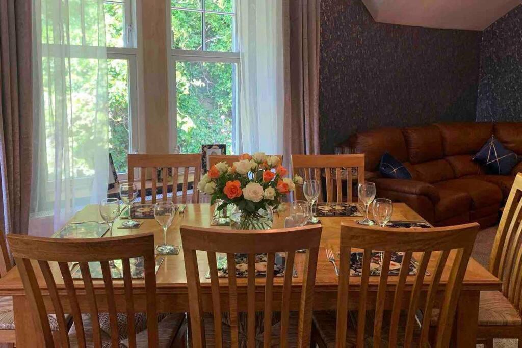 Chandlers Apartment Ascog 外观 照片